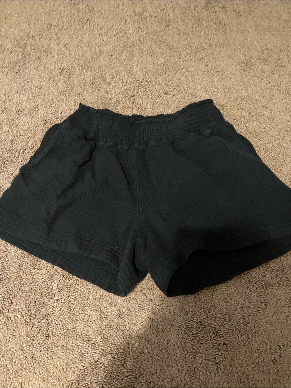 Three Dots 100% cotton shorts size small